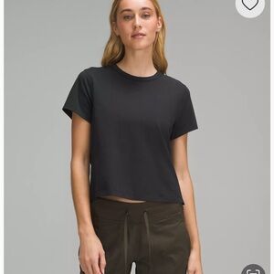 Lululemon Classic Fit cotton Tshirt